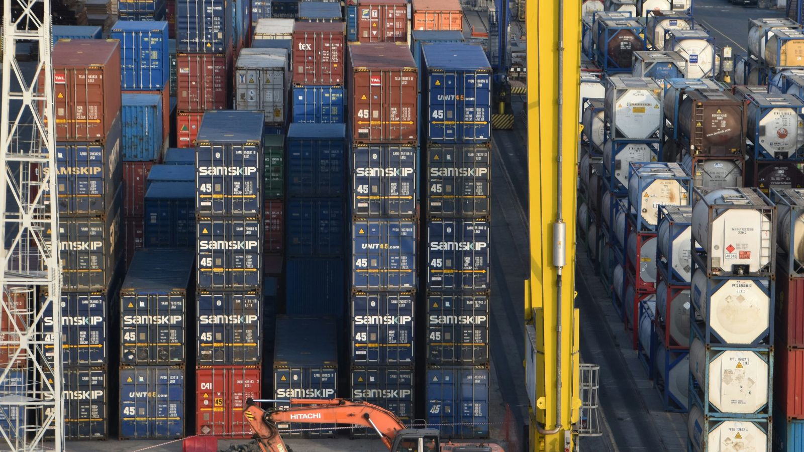Navigating Tariffs and Economic Uncertainty: Three Ways Modern ERP Can Promote Business Agility in Unpredictable Times  