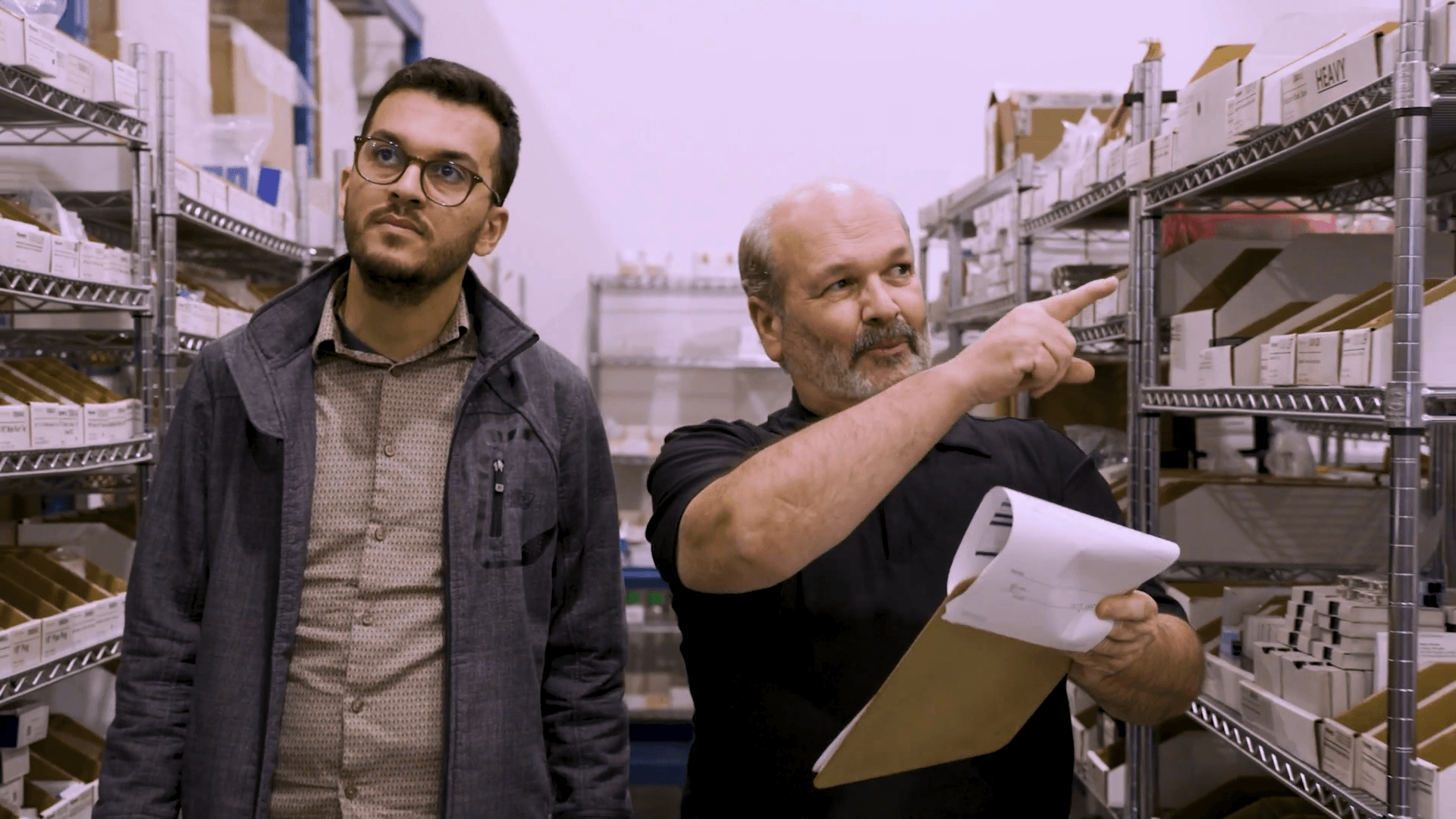 Regarder la vidéo sur la gestion des contrats